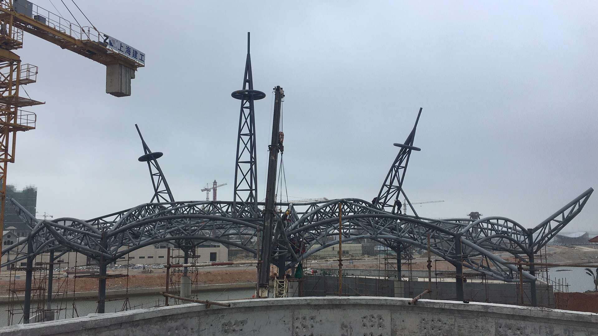 ���̰���